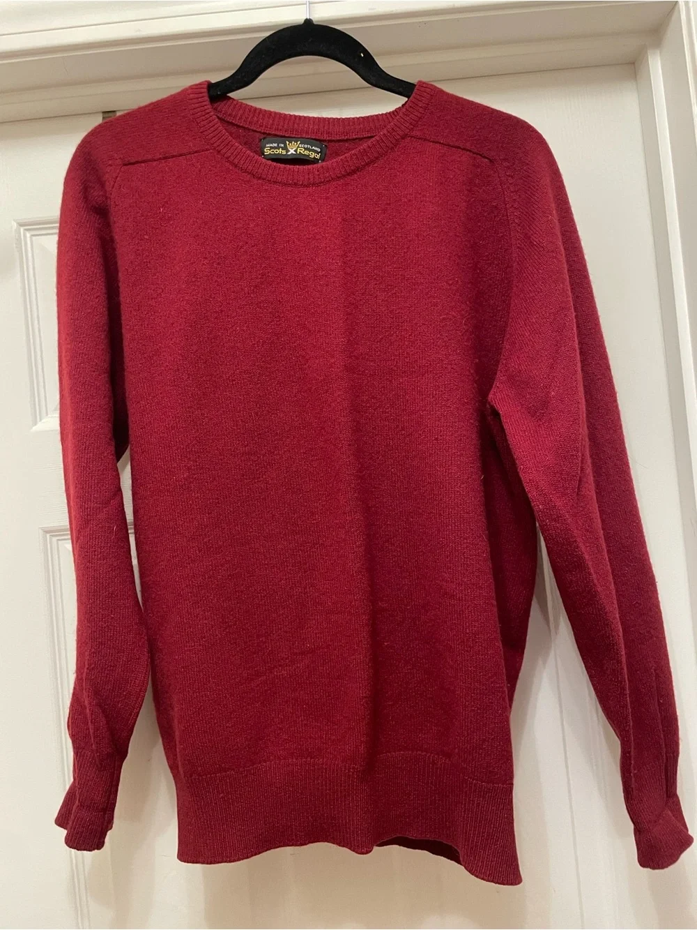 Scot’s Regal men’s vintage deep red cashmere sweater size M Scotland